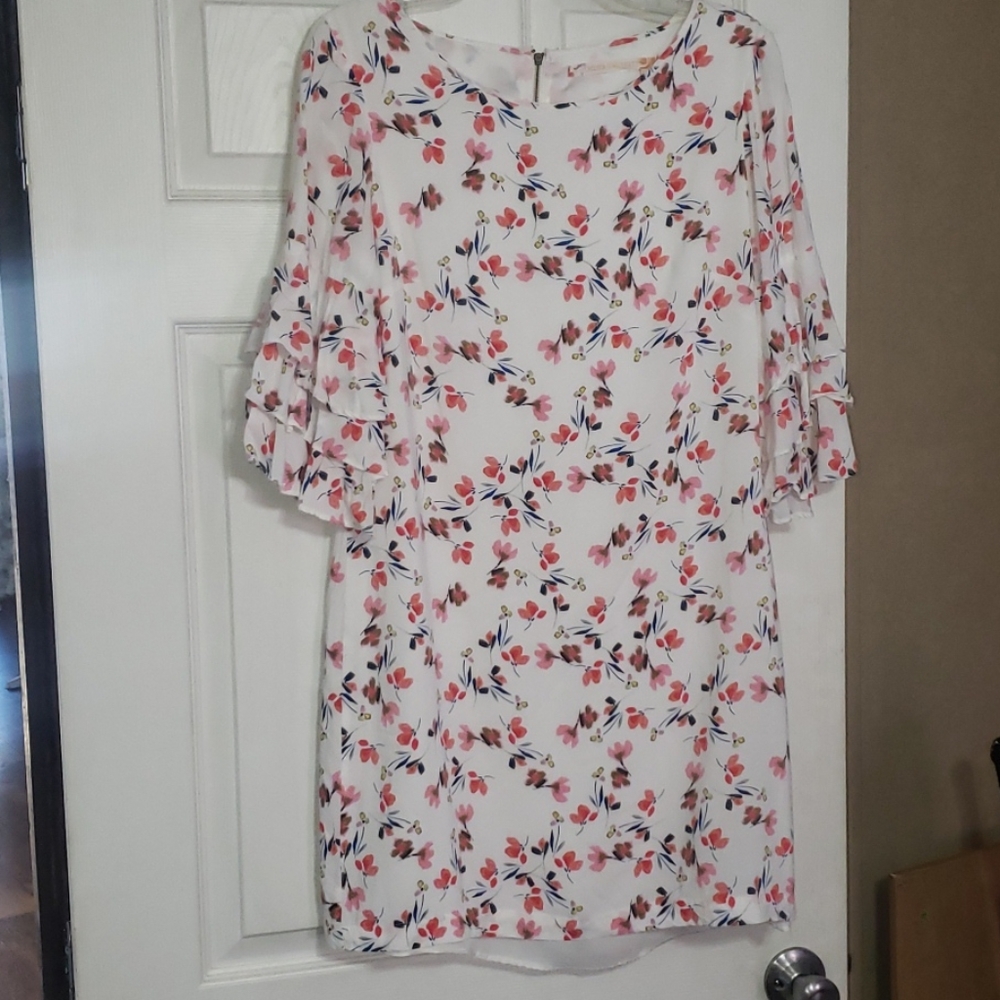 CHELSEA&VIOLET MEDIUM FLORAL DRESS